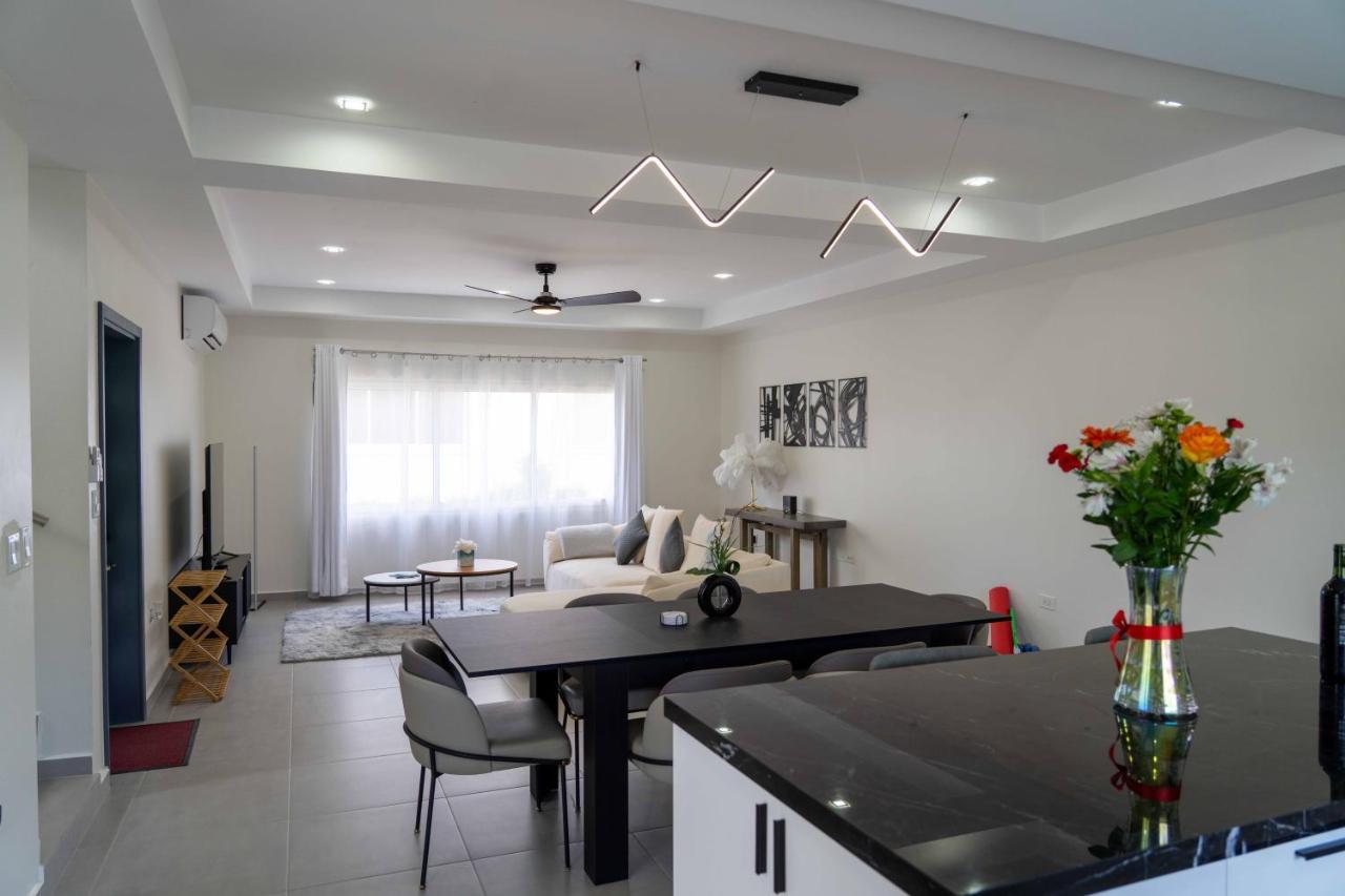 Spacious 3Br Home With Own Private Cozy Pool Koolbaai Екстериор снимка